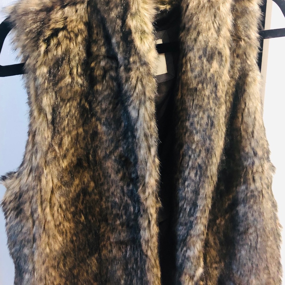 Abercrombie & Fitch Faux Fur Vest